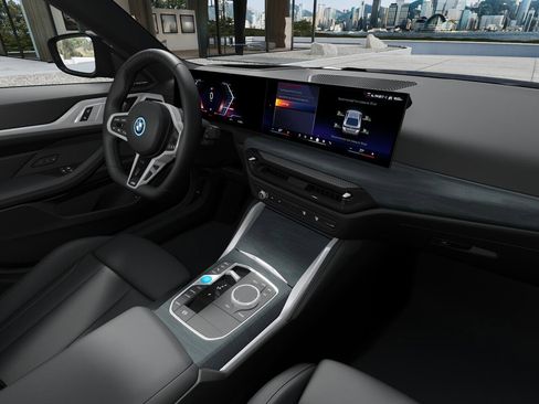 New 2025 BMW i4 eDrive40 image 14