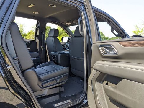 Used 2024 Chevrolet Tahoe Z71 w/ Luxury Package AWD/4WD image 56