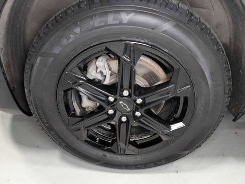 Used 2023 Chevrolet Blazer LT w/ Convenience Package image 3