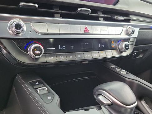 Used 2024 Kia Telluride SX FWD image 31