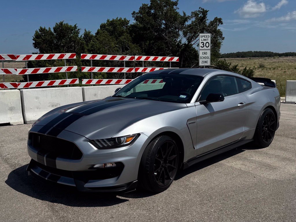Used 2020 Ford Mustang Shelby GT350 w/ Technology Package RWD image 10