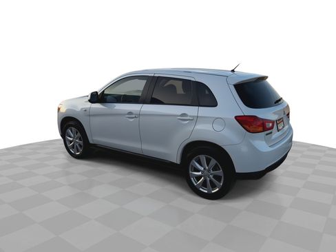 Used 2015 Mitsubishi Outlander Sport ES image 6