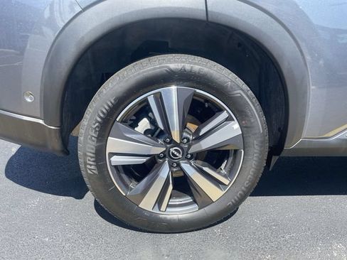 Used 2026 Nissan Rogue SL FWD image 35