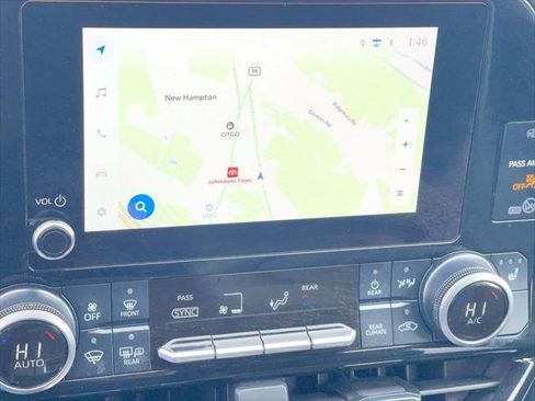 Certified 2024 Toyota Highlander XLE image 5