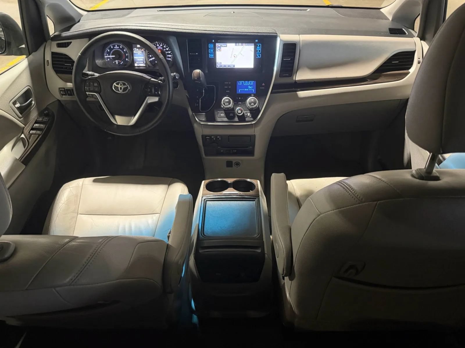 Used 2016 Toyota Sienna XLE Premium w/ Protection Package AWD/4WD image 10