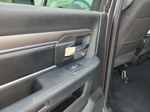 Used 2024 RAM 1500 Warlock AWD/4WD image 15