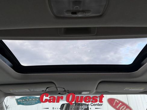 Used 2017 Honda HR-V EX image 24