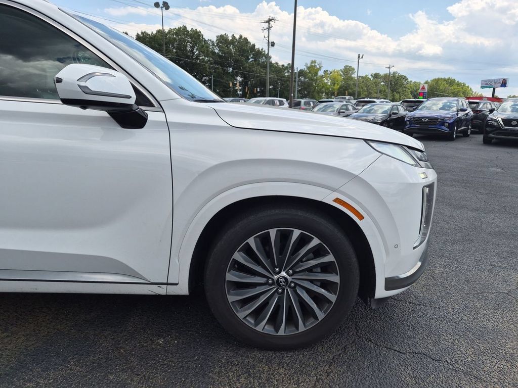 Used 2024 Hyundai Palisade Calligraphy AWD/4WD image 11