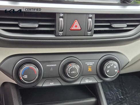 Certified 2023 Kia Forte LXS w/ LXS Technology Package FWD image 20