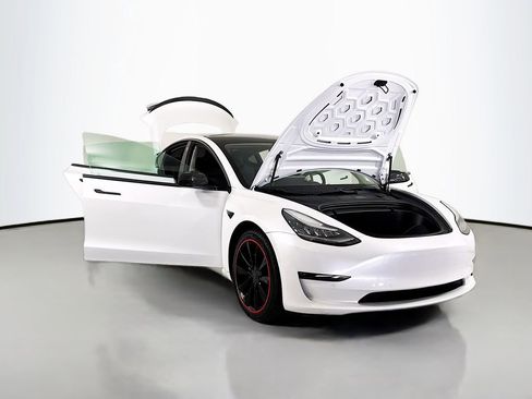 Used 2020 Tesla Model 3 Performance AWD/4WD image 32