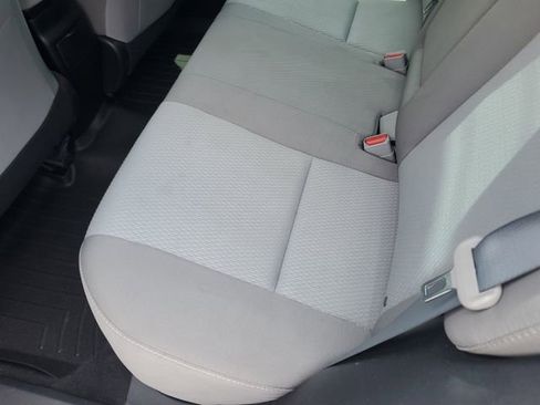 Used 2016 Toyota Corolla LE FWD image 15