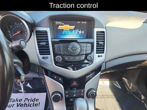 Used 2014 Chevrolet Cruze LT FWD image 15