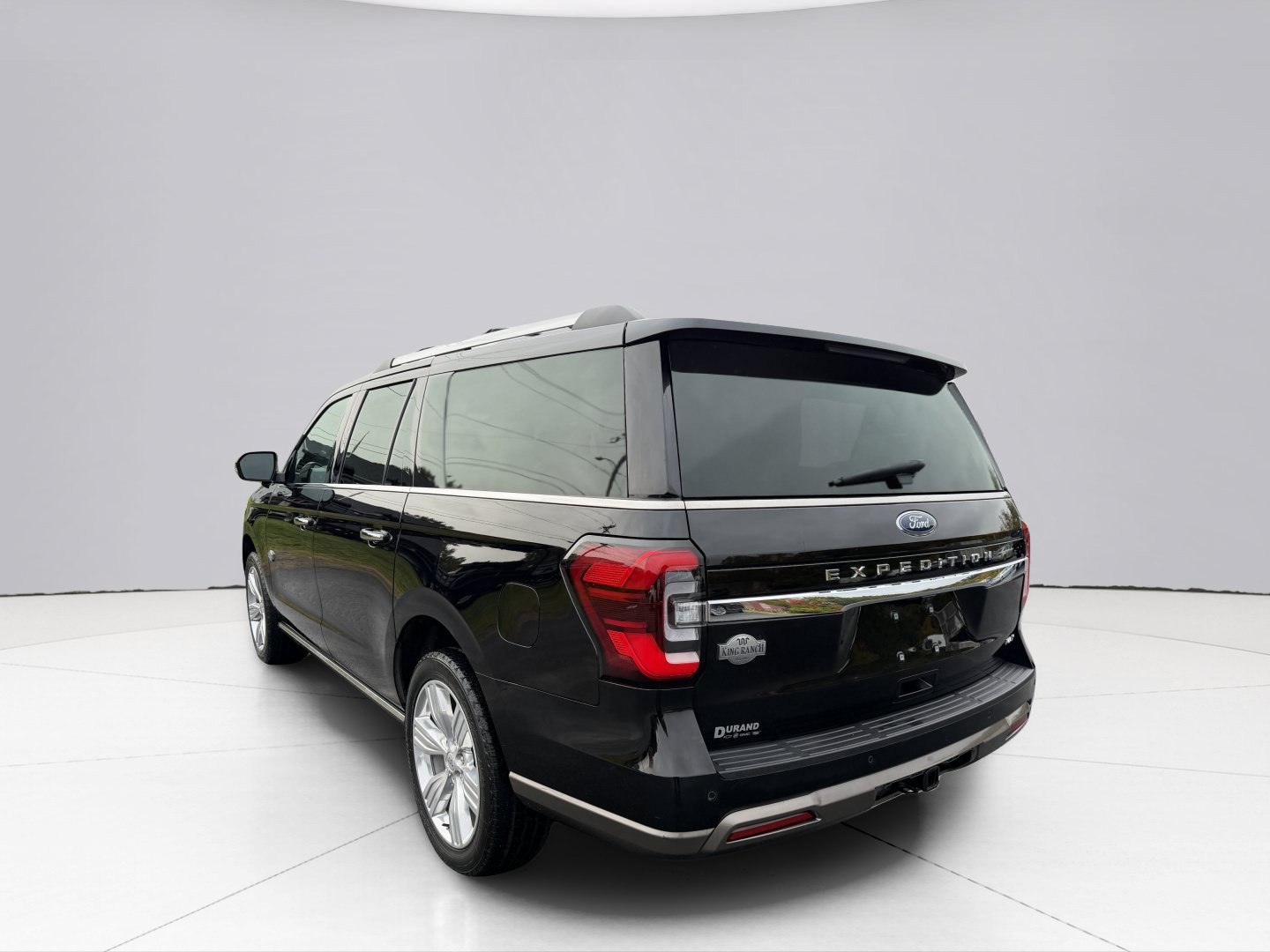 Used 2024 Ford Expedition Max King Ranch AWD/4WD image 3