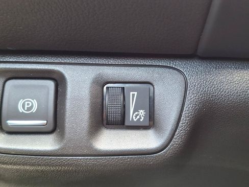 Used 2021 GMC Acadia SLT w/ Preferred Package AWD/4WD image 14
