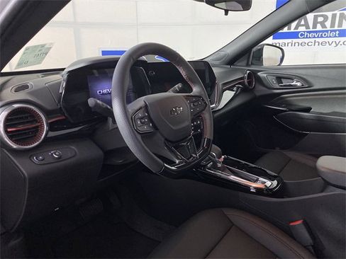 Certified 2026 Chevrolet Trax RS image 15