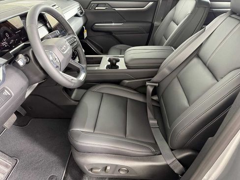 New 2026 GMC Acadia Elevation w/ Black Edition FWD image 7