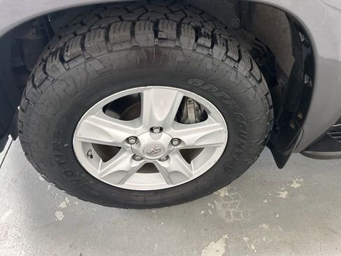 Used 2009 Toyota Land Cruiser AWD/4WD image 4