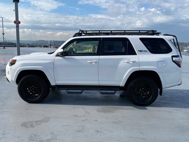 Used 2018 Toyota 4Runner TRD Pro AWD/4WD image 5