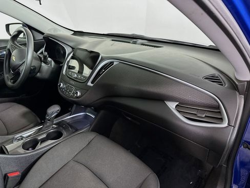 Used 2023 Chevrolet Malibu LT image 36