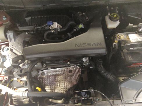 Used 2016 Nissan Rogue S FWD image 30