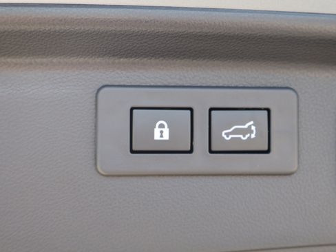 Used 2024 Subaru Forester Wilderness w/ Wilderness Package image 17