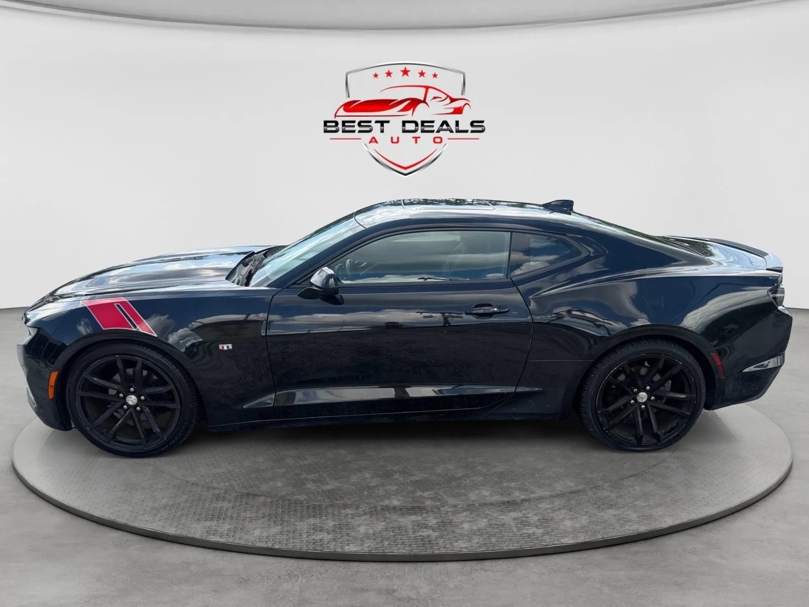 Used 2019 Chevrolet Camaro LT w/ RS Package RWD image 2