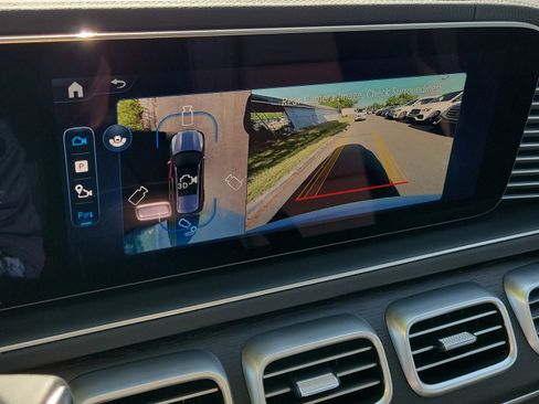Certified 2026 Mercedes-Benz GLS 450 4MATIC image 27