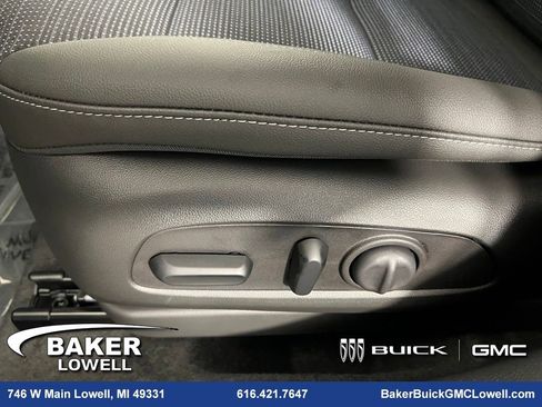 New 2025 Buick Envista Preferred w/ Convenience I Package image 17