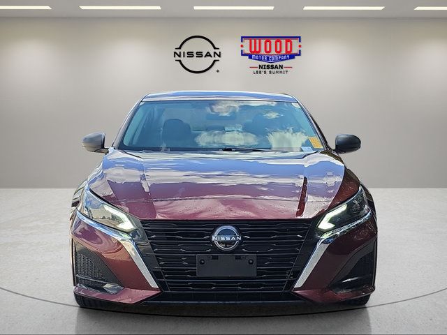 Used 2025 Nissan Altima 2.5 SV FWD image 6