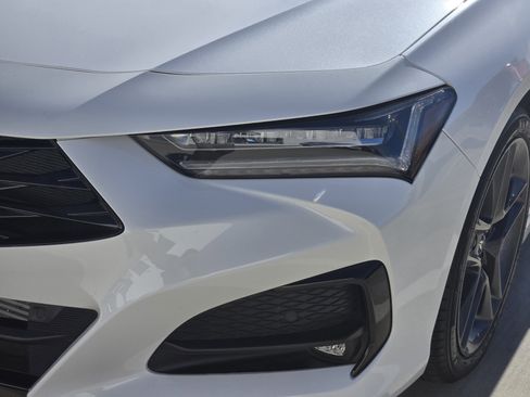 Certified 2025 Acura TLX SH-AWD w/ A-SPEC Pkg image 9