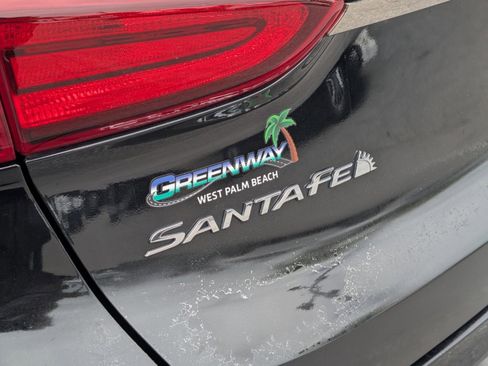 Used 2019 Hyundai Santa Fe SEL image 34