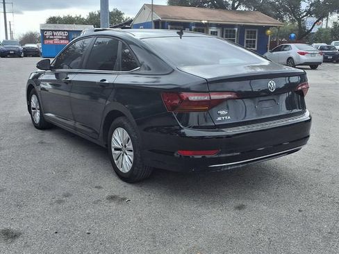 Used 2019 Volkswagen Jetta R-Line FWD image 5