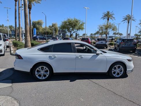 Used 2023 Honda Accord LX image 4