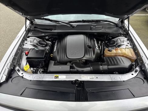 Used 2014 Dodge Challenger R/T image 28