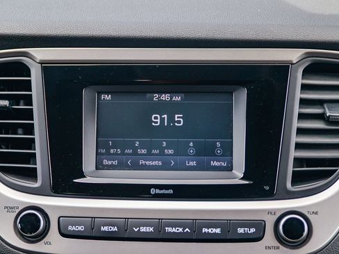 Used 2019 Hyundai Accent SE FWD image 14