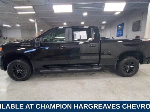 Used 2024 Chevrolet Silverado 1500 LT Trail Boss w/ LT Trail Boss Premium Package AWD/4WD image 7