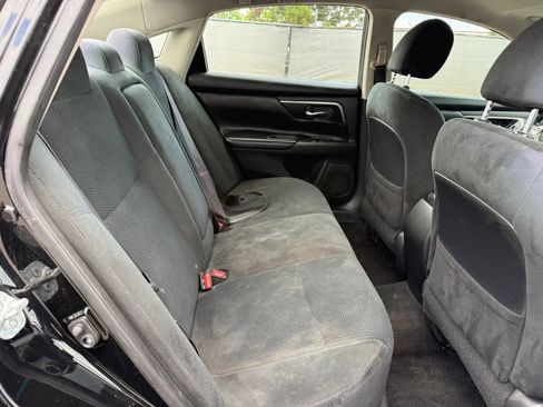 Used 2015 Nissan Altima 2.5 S w/ Power Driver Seat Package FWD image 20