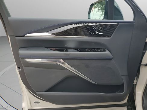 New 2026 Cadillac Escalade IQ Sport 1 w/ LPO, ONYX Package AWD/4WD image 26