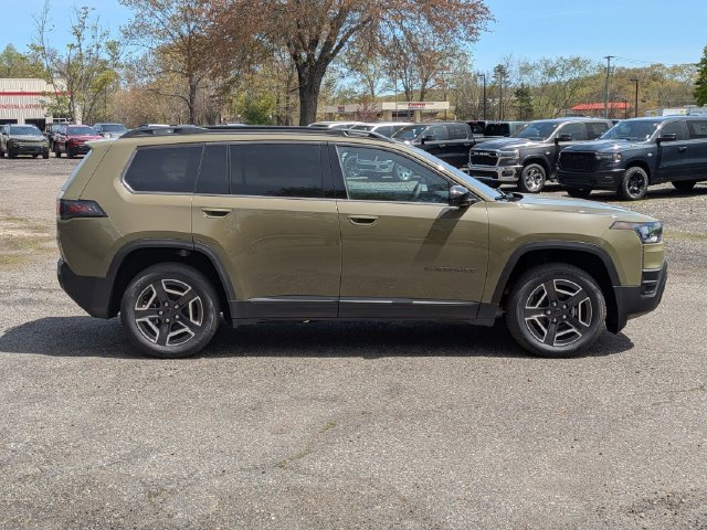 New 2026 Jeep Cherokee Laredo AWD/4WD image 2
