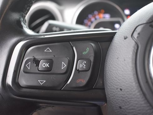 Used 2021 Jeep Gladiator Sport AWD/4WD image 18