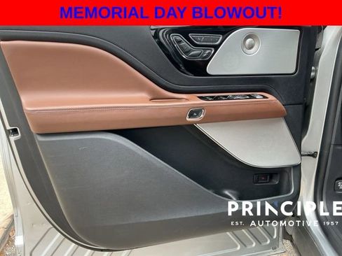 Used 2020 Lincoln Aviator Reserve w/ Equipment Group 202A AWD/4WD image 23