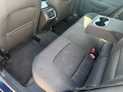 Used 2020 Chevrolet Malibu LT FWD image 26