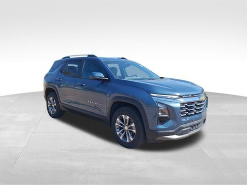 Certified 2025 Chevrolet Equinox LT AWD/4WD image 5