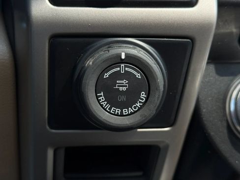 Used 2016 Ford F150 Lariat w/ Equipment Group 502A Luxury AWD/4WD image 47