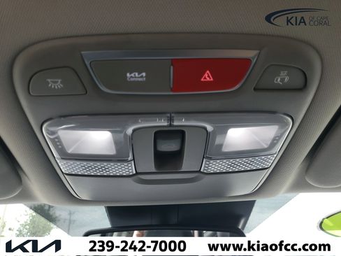 Certified 2024 Kia Telluride EX w/ EX Captain's Chair Package FWD image 27