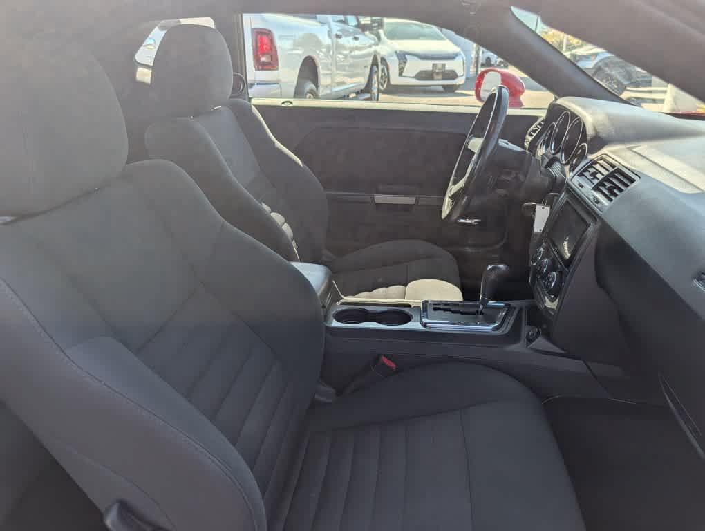 Used 2010 Dodge Challenger R/T RWD image 20