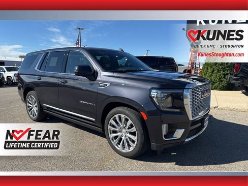 Used 2024 GMC Yukon Denali w/ Denali Reserve Package image 4