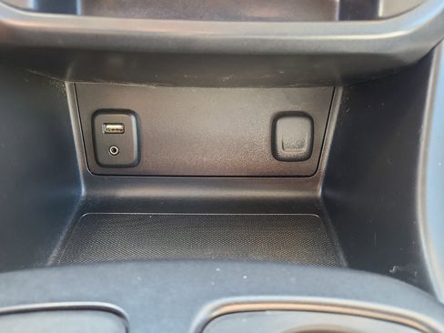 Used 2017 Chevrolet Colorado W/T w/ WT Convenience Package image 19