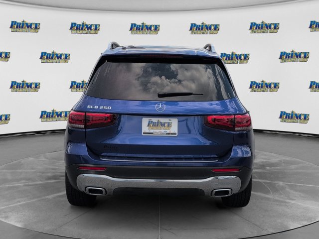 Used 2021 Mercedes-Benz GLB 250 image 10