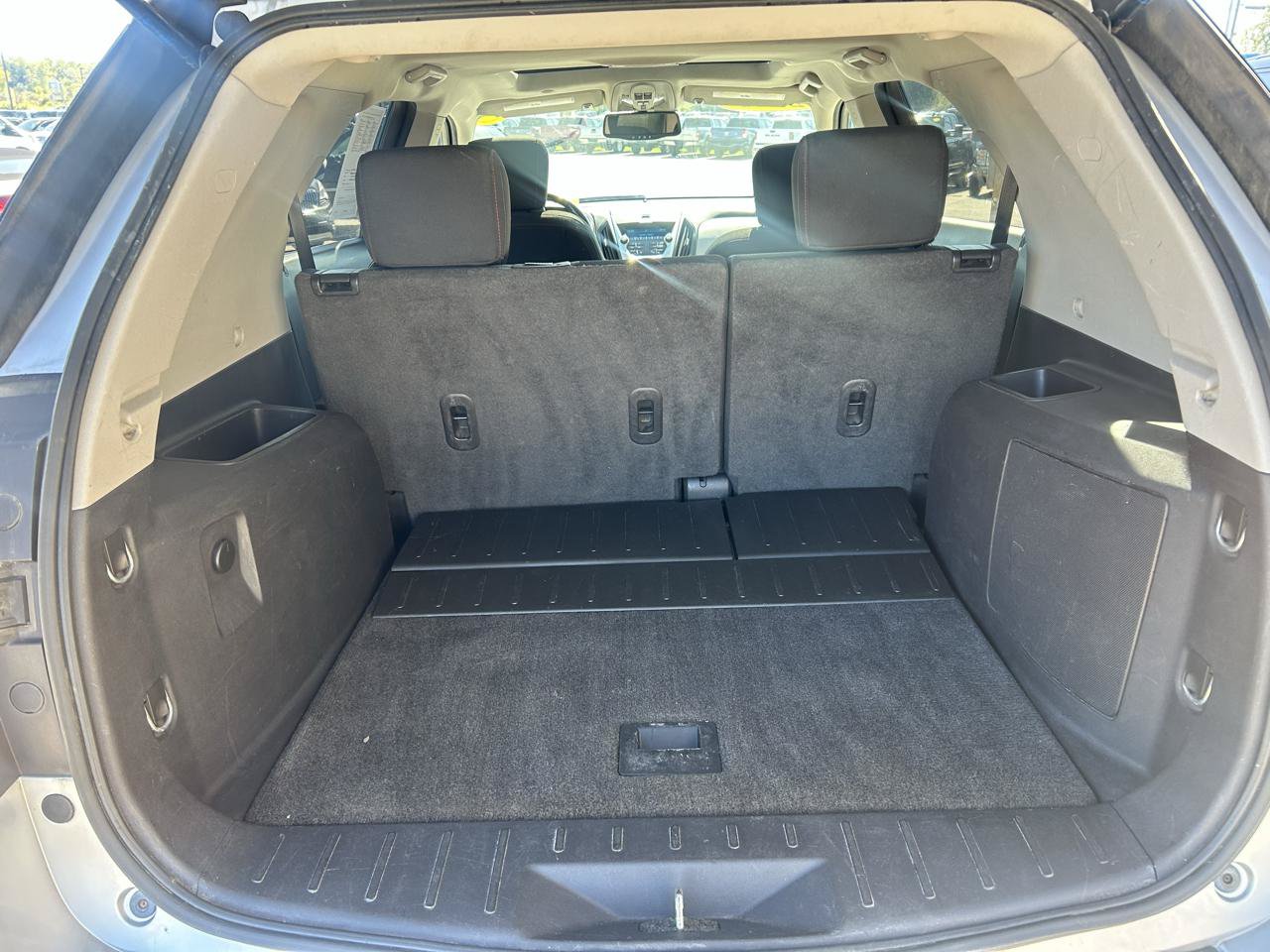 Used 2010 Chevrolet Equinox LT FWD image 19